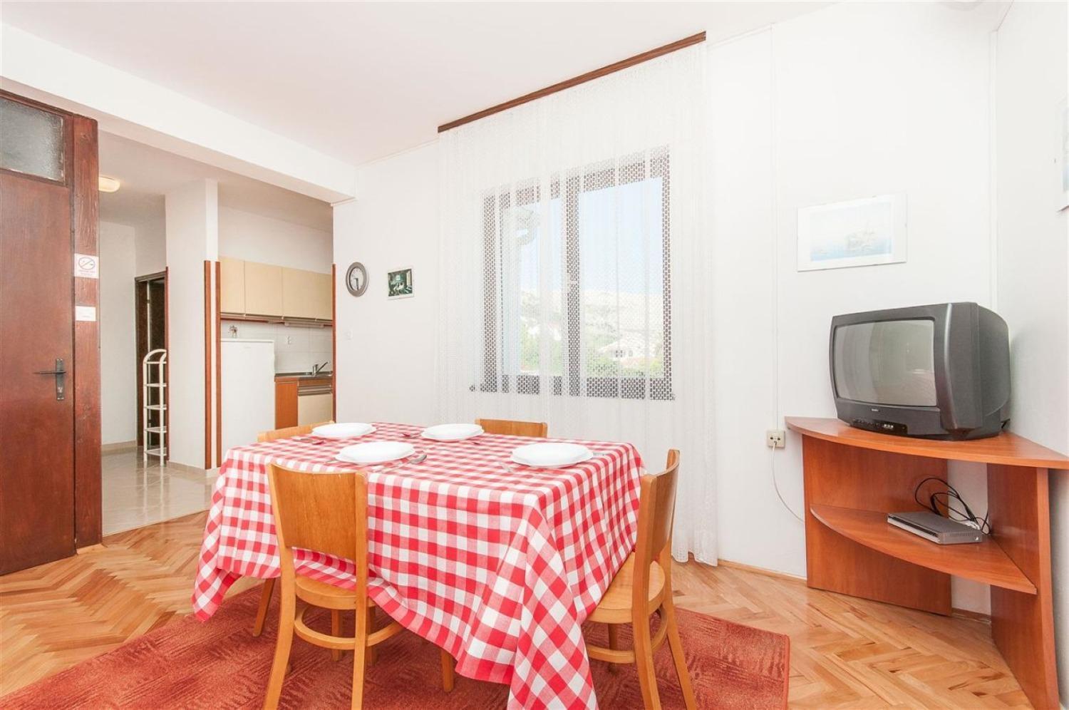 Apartments Mate - Free Parking Pag Town Bagian luar foto