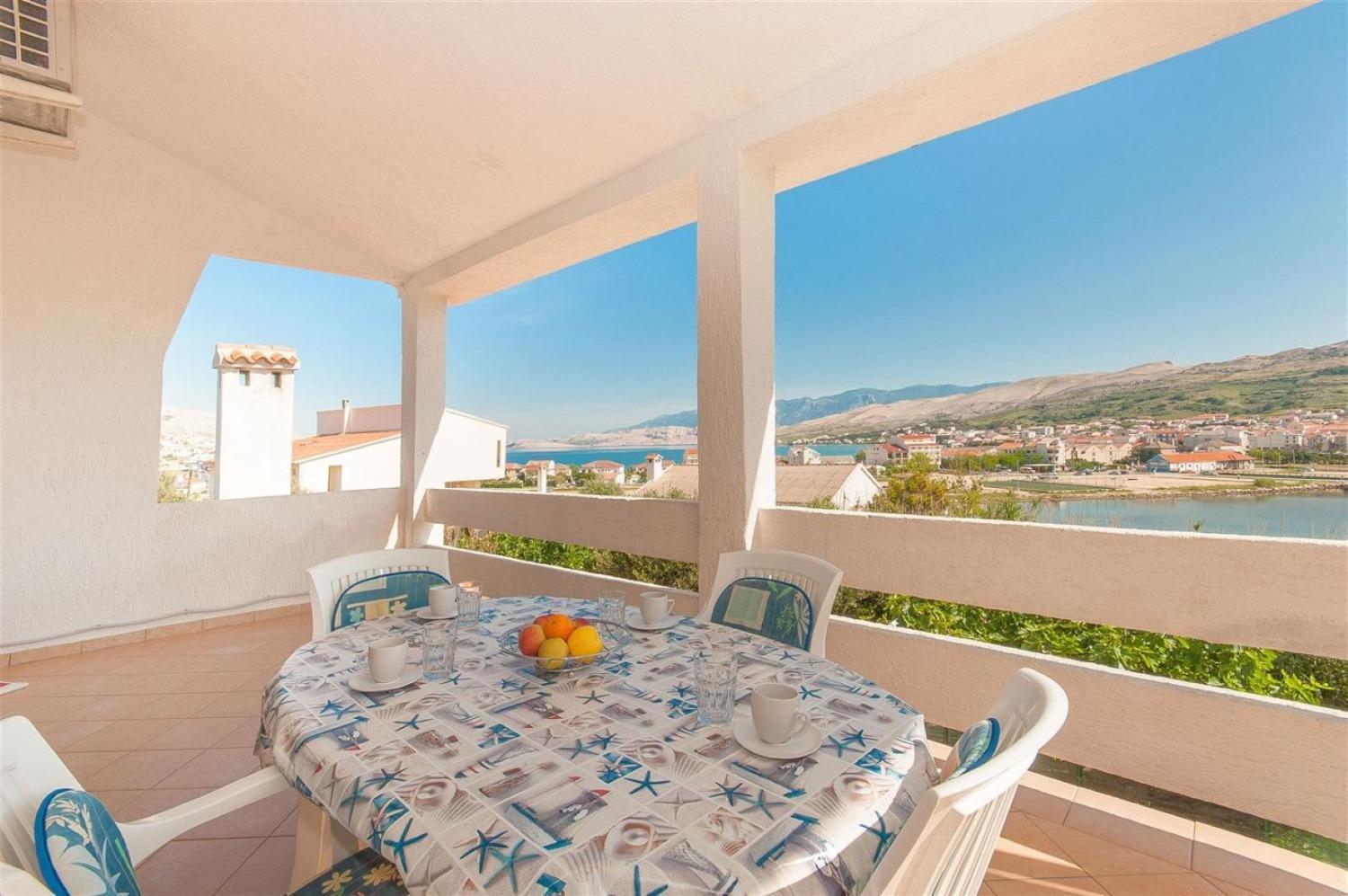 Apartments Mate - Free Parking Pag Town Bagian luar foto