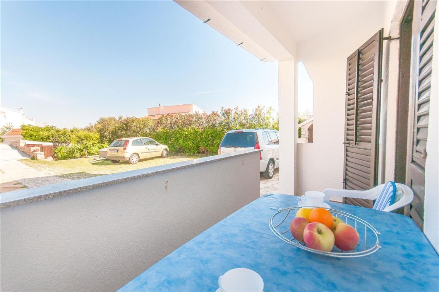Apartments Mate - Free Parking Pag Town Bagian luar foto