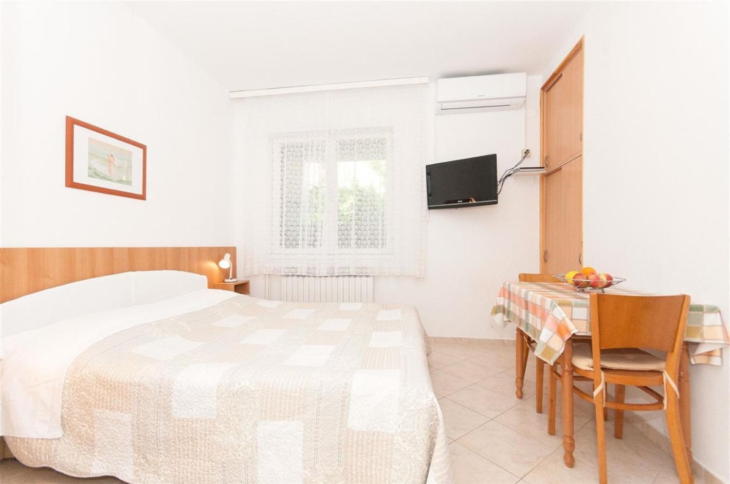 Apartments Mate - Free Parking Pag Town Bagian luar foto